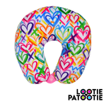 Coussin de voyage cœurs Corey Paige